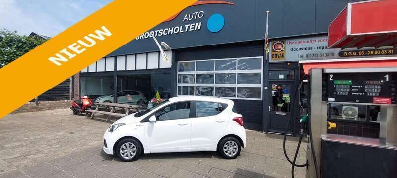 Wit Gebruikt 2015 Hyundai i10 Hatchback | € 6.845 (Eerlijke prijs) - Afbeelding 1/4