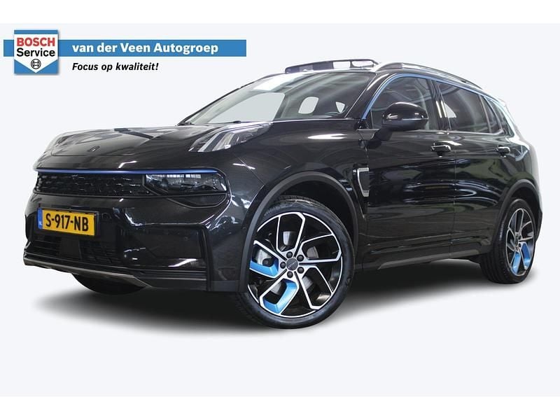 Zwart Gebruikt 2023 Lynk & Co 01 SUV | € 28.450 (Eerlijke prijs) - Afbeelding 1/4