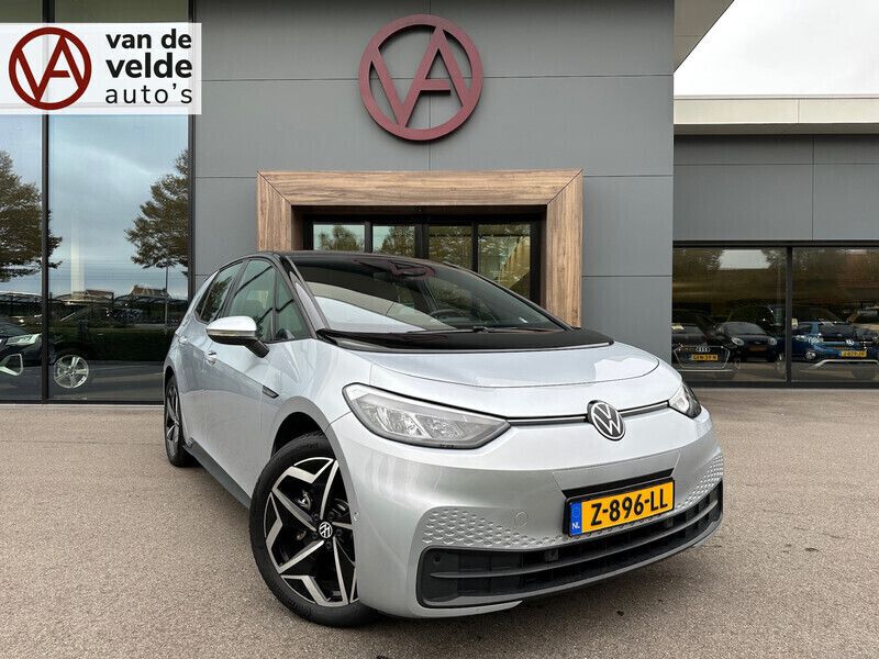 Grijs Gebruikt 2023 VW ID.3 Pro Performance Hatchback | € 27.745 (Goede deal) - Afbeelding 1/4