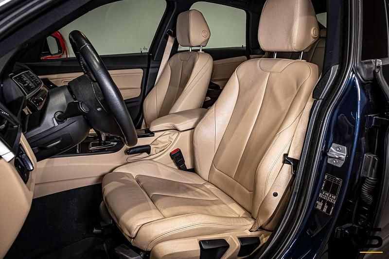 Occasion BMW 320 Gran Turismo Executive 184 PK (135 kW) 2018 Blauw Hatchback