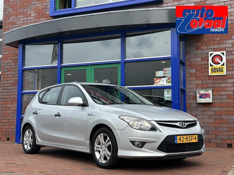 Grijs Gebruikt 2011 Hyundai i30 Hatchback | € 5.450 (Iets duurder) - Afbeelding 1/4