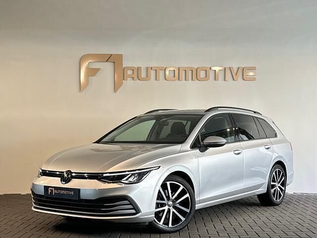 Occasion VW Golf VIII Business 116 PK (85 kW) 2022 Grijs Stationwagen