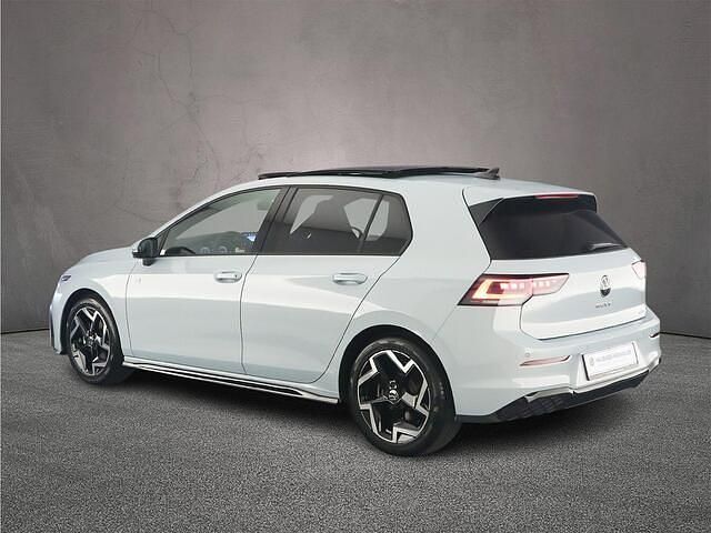 Occasion VW Golf VIII R-line Edition 150 PK (110 kW) 2024 Blauw Hatchback