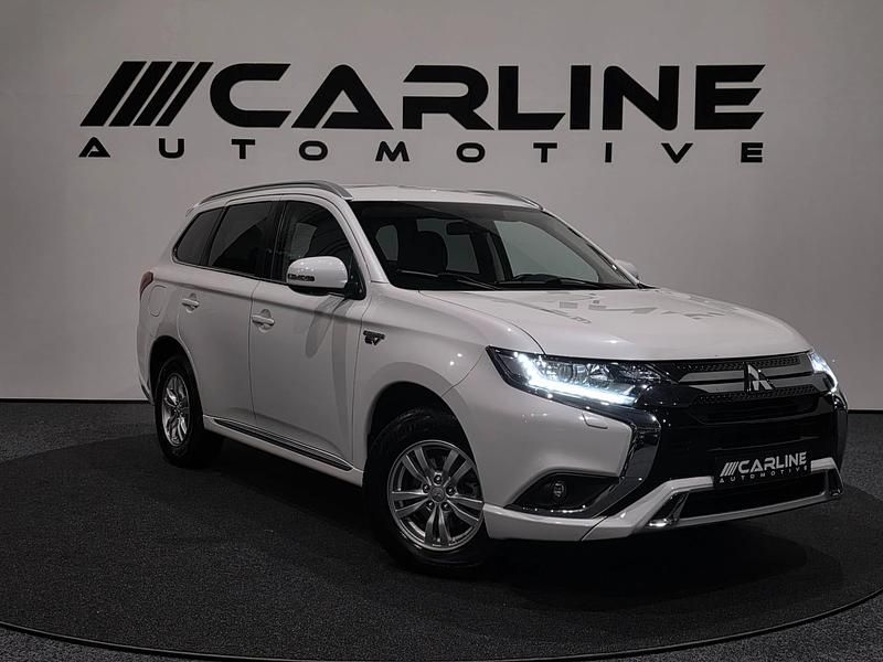 Wit Gebruikt 2021 Mitsubishi Outlander P-HEV SUV | € 21.950 (Eerlijke prijs) - Afbeelding 1/4