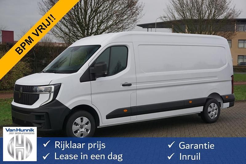 Wit Gebruikt 2024 Renault Master Van | € 33.850 (Goede deal) - Afbeelding 1/4