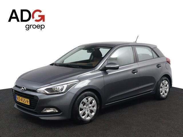 Grijs Gebruikt 2018 Hyundai i20 Comfort Hatchback | € 10.950 (Eerlijke prijs) - Afbeelding 1/4