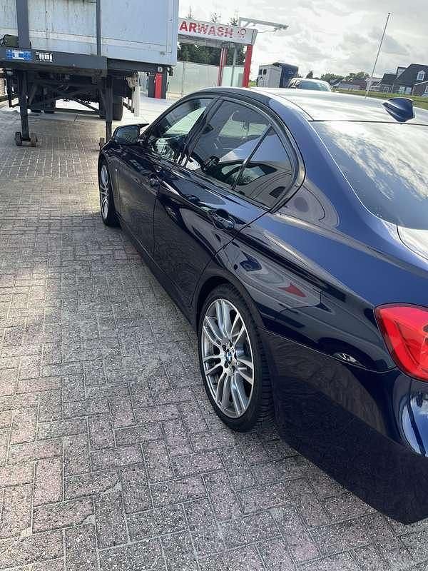 Occasion BMW 325 Executive 218 PK (160 kW) 2015 Blauw Sedan