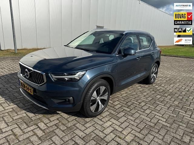 Blauw Gebruikt 2021 Volvo XC40 Inscription SUV | € 23.500 (Goede deal) - Afbeelding 1/4