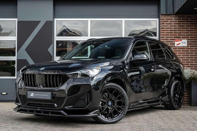 Zwart Gebruikt 2024 BMW X1 M Sport SUV | € 52.950 (Iets duurder) - Afbeelding 1/4