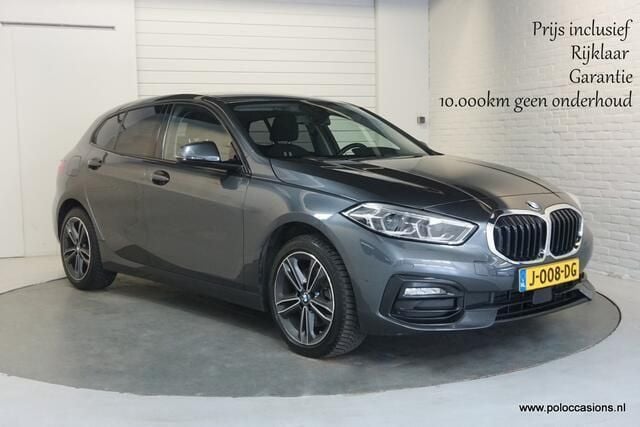 Grijs Gebruikt 2020 BMW 118 Sport Line Hatchback | € 19.200 (Eerlijke prijs) - Afbeelding 1/4