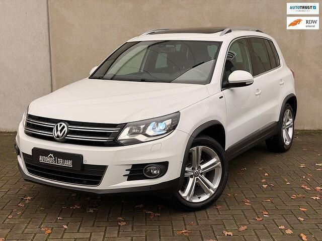 Wit Gebruikt 2015 VW Tiguan R-line SUV | € 16.650 (Eerlijke prijs) - Afbeelding 1/4
