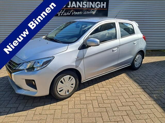 Grijs Gebruikt 2020 Mitsubishi Space Star Hatchback | € 9.945 (Iets duurder) - Afbeelding 1/4