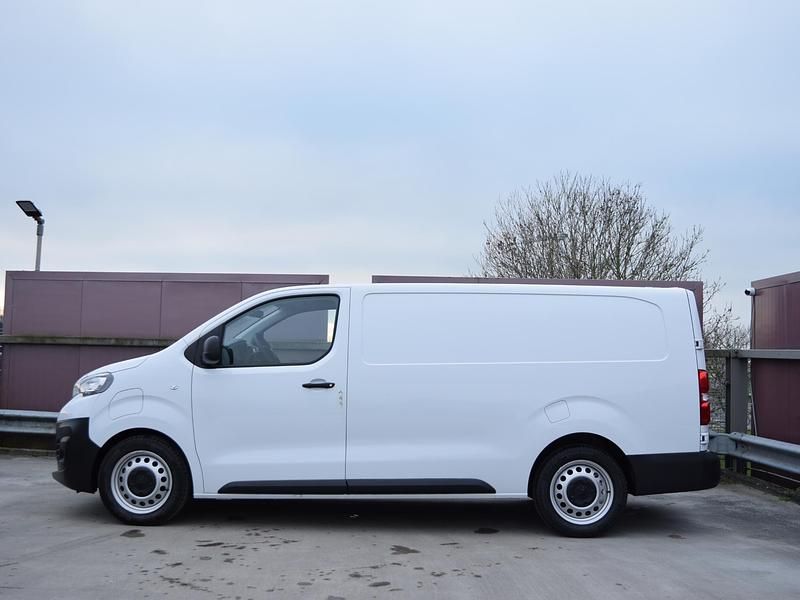 Nieuw Peugeot e-Expert S 100 kW (136 PK) 2025 Wit Van