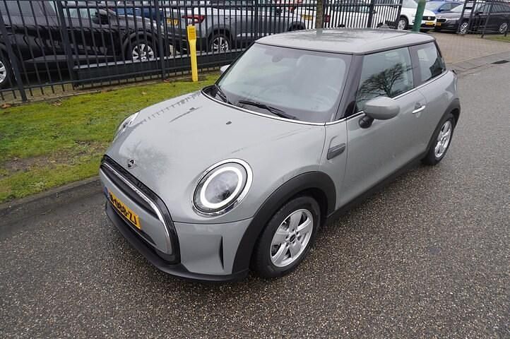 Occasion Mini ONE 102 PK (75 kW) 2022 Grijs Hatchback