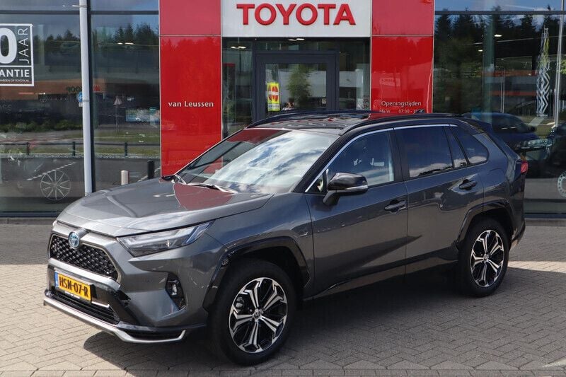 Nieuw 2025 Toyota RAV4 Style SUV | € 53.499 (Eerlijke prijs) - Afbeelding 1/1