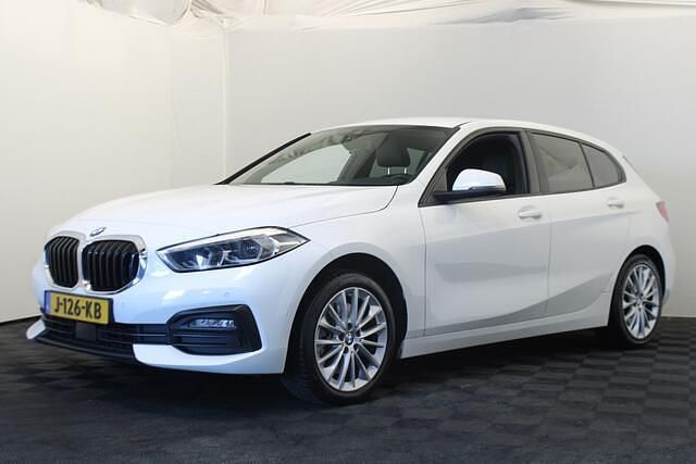 Occasion BMW 120 Executive 191 PK (140 kW) 2020 Wit Hatchback