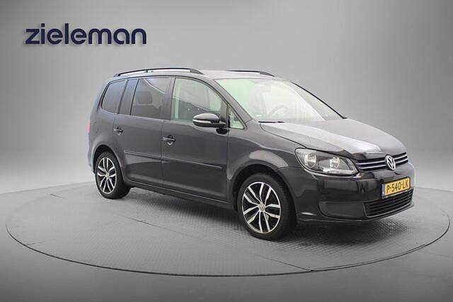 Zwart Gebruikt 2011 VW Touran Comfortline MPV | € 7.845 (Iets duurder) - Afbeelding 1/4