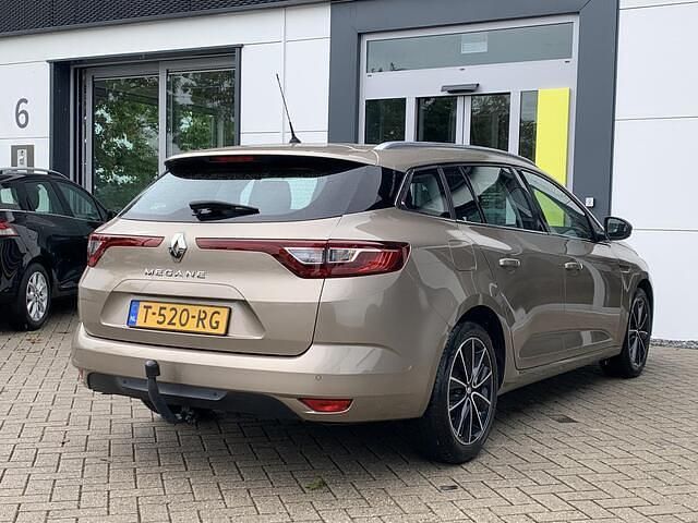 Occasion Renault Mégane GrandTour LIMITED 101 PK (74 kW) 2017 Beige dune (hnp) Stationwagen