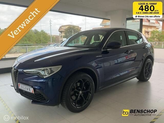 Blauw Gebruikt 2017 Alfa Romeo Stelvio Super SUV | € 29.940 (Eerlijke prijs) - Afbeelding 1/4