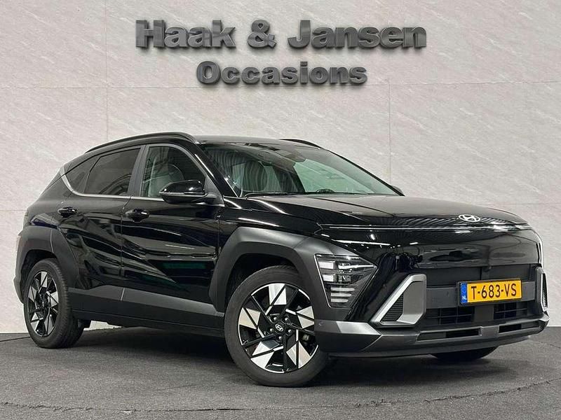 Occasion Hyundai Kona Premium 105 PK (77 kW) 2023 Zwart SUV