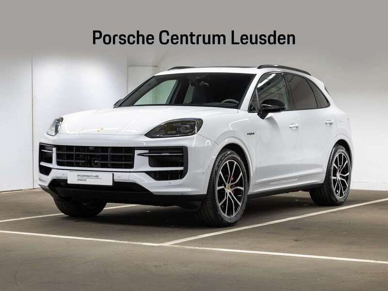 Wit Gebruikt 2024 Porsche Cayenne S E-Hybrid SUV | € 129.900 (Super prijs) - Afbeelding 1/4