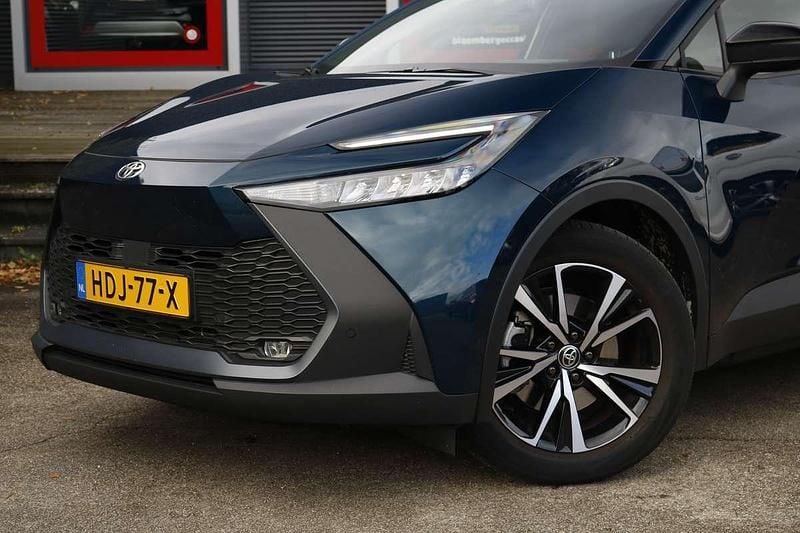 Occasion Toyota C-HR 163 PK (119 kW) 2025 Blauw SUV
