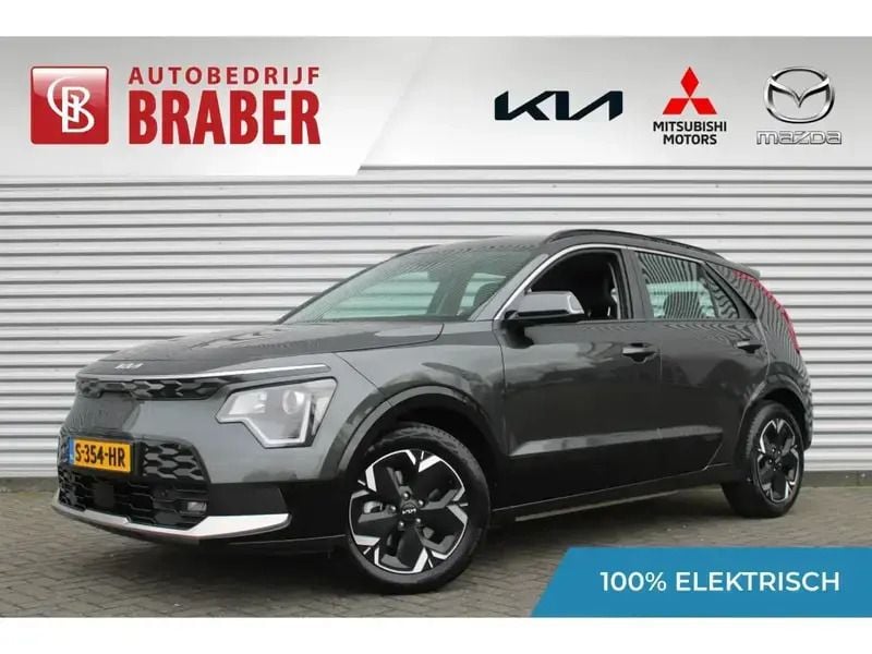 Grijs, metallic lak Gebruikt 2023 Kia e-Niro SUV | € 33.950 (Eerlijke prijs) - Afbeelding 1/4