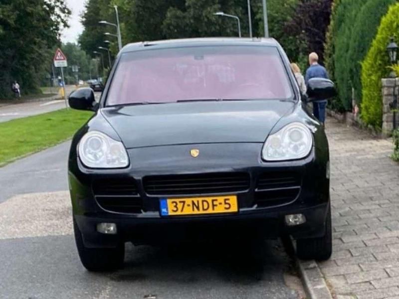 Zwart Gebruikt 2006 Porsche Cayenne SUV | € 7.999 - Afbeelding 1/4