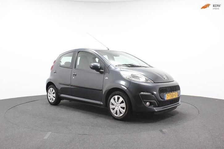 Gebruikt 2014 Peugeot 107 Active Hatchback | € 4.995 (Eerlijke prijs) - Afbeelding 1/4