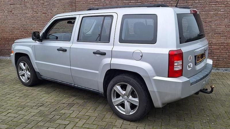 Occasion Jeep Patriot Sport 170 PK (125 kW) 2009 Grijs SUV