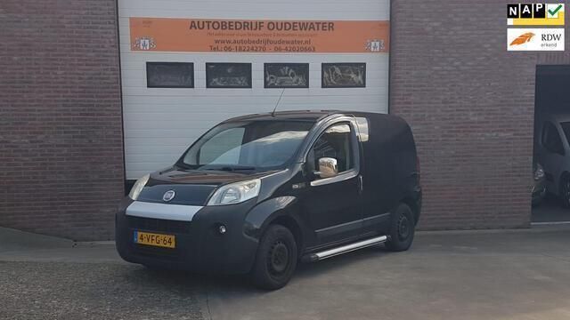 Zwart Gebruikt 2009 Fiat Fiorino MPV | € 2.995 (Iets duurder) - Afbeelding 1/4