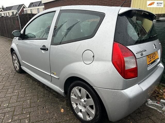 Grijs Gebruikt 2009 Citroën C2 VTR Sport Hatchback | € 1.250 (Eerlijke prijs) - Afbeelding 1/4
