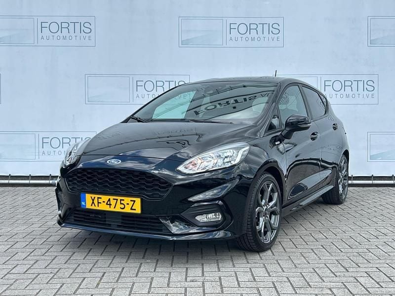 Zwart Gebruikt 2018 Ford Fiesta ST-Line Hatchback | € 14.200 (Eerlijke prijs) - Afbeelding 1/4