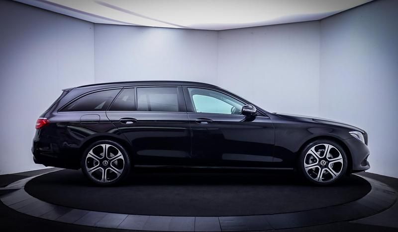 Occasion Mercedes E200 Avantgarde 2018 Zwart Stationwagen