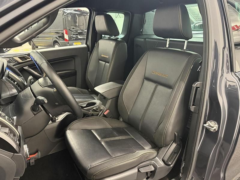Occasion Ford Ranger Wildtrack 213 PK (156 kW) 2023 Grijs Pickup