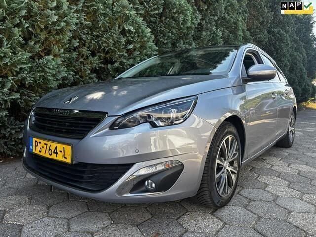 Grijs Gebruikt 2017 Peugeot 308 Stationwagen | € 9.000 (Goede deal) - Afbeelding 1/4