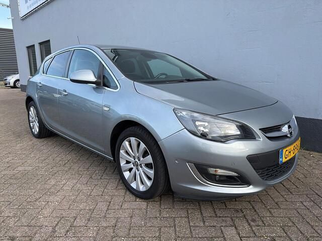 Occasion Opel Astra Sport 140 PK (102 kW) 2014 Grijs Hatchback