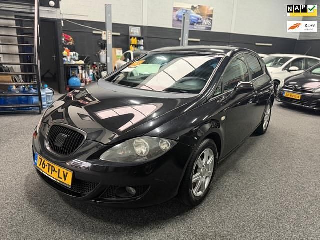 Zwart Occasion 2006 Seat Leon Stylance Hatchback | € 2.450 (Eerlijke prijs) - Afbeelding 1/4