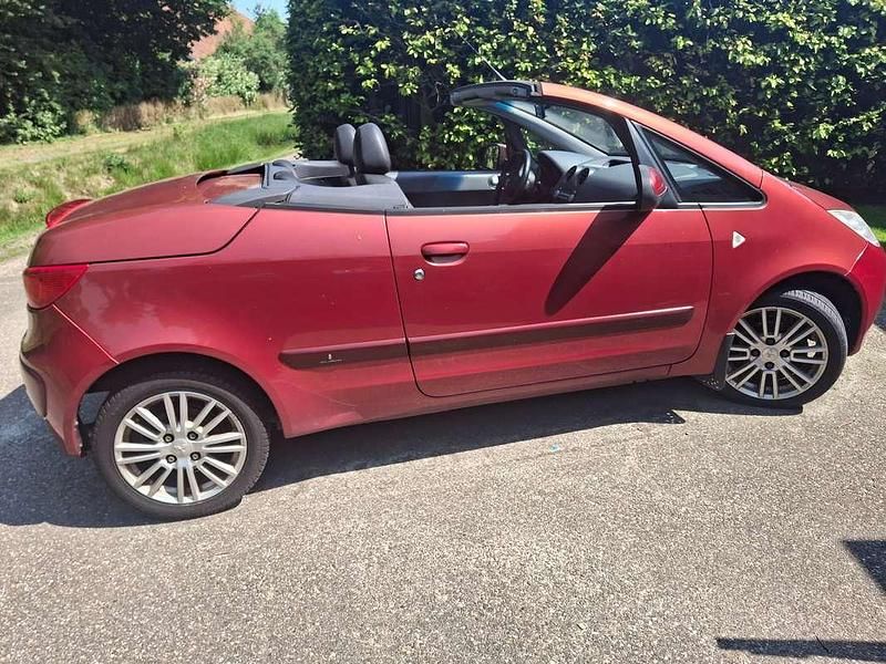 Rood Gebruikt 2009 Mitsubishi Colt Edition Cabriolet | € 1.500 (Eerlijke prijs) - Afbeelding 1/4