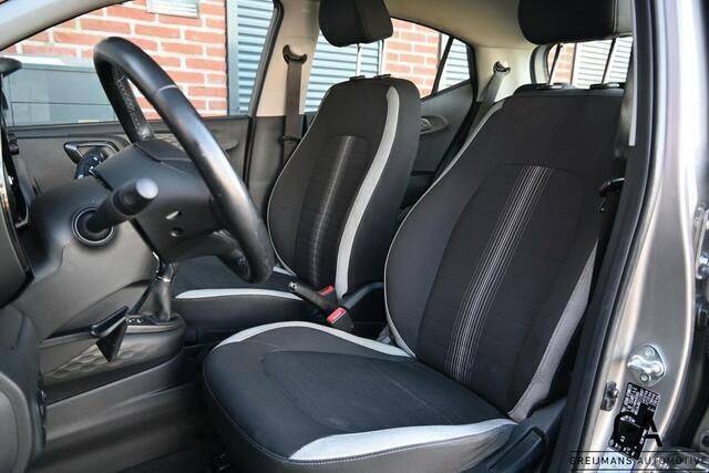 Occasion Hyundai i10 Comfort 67 PK (49 kW) 2022 Bruin Hatchback