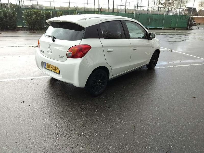 Occasion Mitsubishi Space Star 80 PK (58 kW) 2016 Wit Hatchback