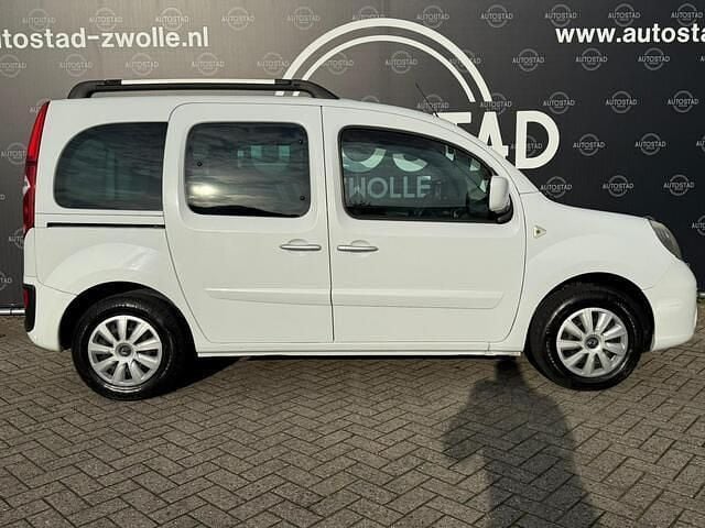 Occasion Renault Kangoo Expression 106 PK (77 kW) 2012 Wit MPV