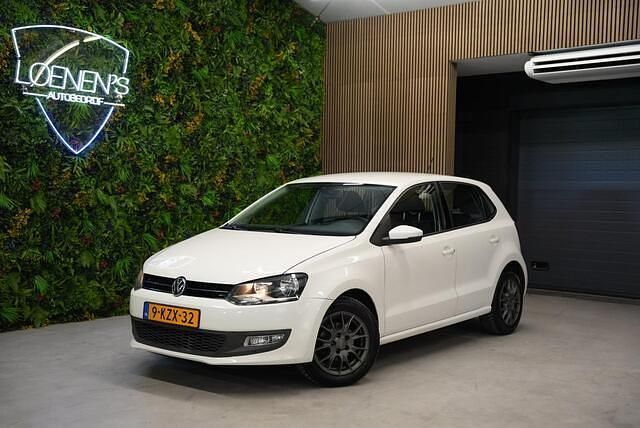 Wit (metallic) Gebruikt 2013 VW Polo Edition Hatchback | € 4.990 (Goede deal) - Afbeelding 1/4