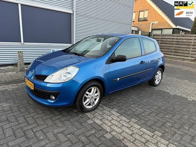 Blauw Occasion 2006 Renault Clio R.S. Expression Hatchback | € 1.250 (Duur) - Afbeelding 1/4