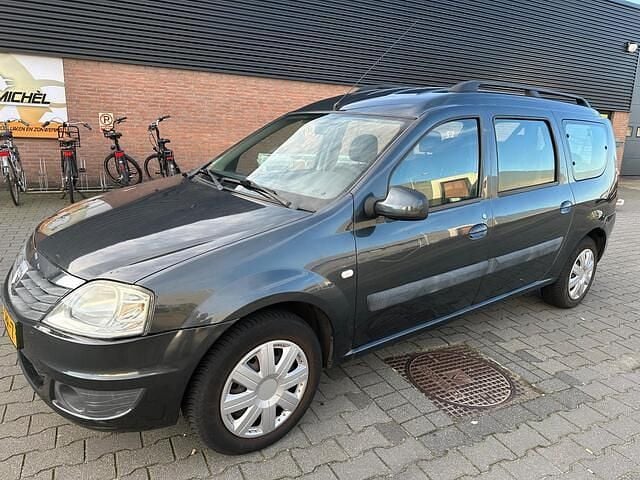 Occasion Dacia Logan MCV Lauréate 87 PK (63 kW) 2009 Grijs MPV
