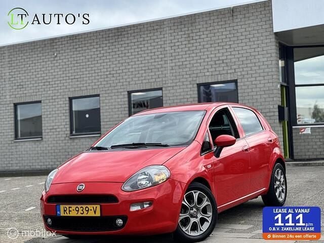 Occasion Fiat Punto Evo 99 PK (72 kW) 2017 Rood Hatchback
