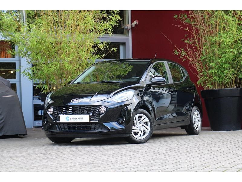 Zwart Gebruikt 2020 Hyundai i10 Comfort Hatchback | € 11.500 (Eerlijke prijs) - Afbeelding 1/4
