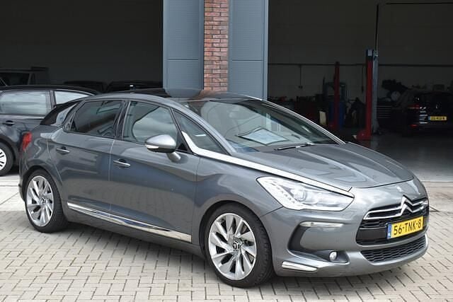 Grijs Gebruikt 2012 Citroën DS5 Sport Chic Hatchback | € 7.450 (Eerlijke prijs) - Afbeelding 1/4