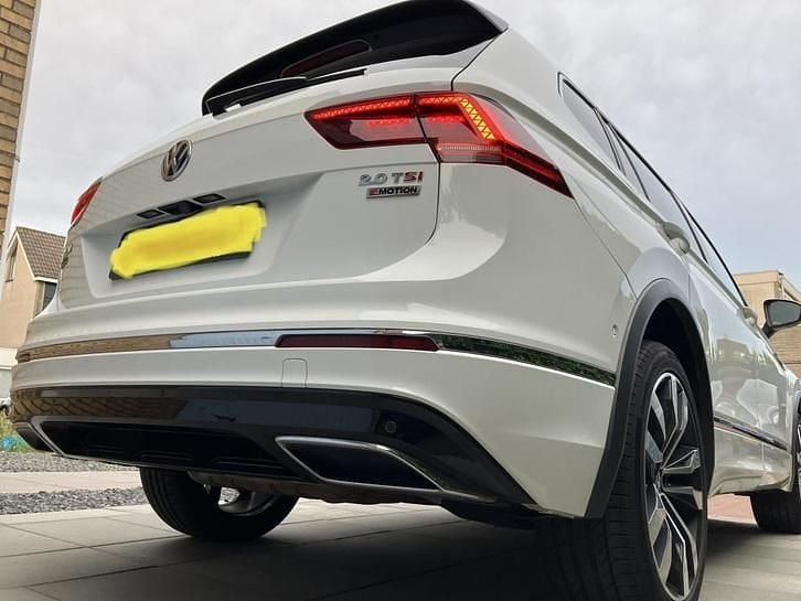 Occasion VW Tiguan Allspace R-line 221 PK (162 kW) 2018 Wit (metallic) SUV