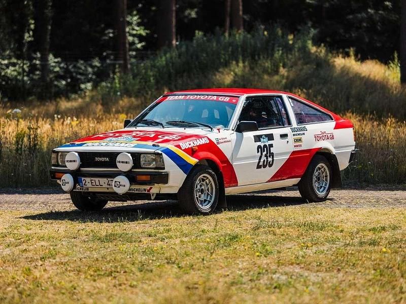 Wit Occasion 1980 Toyota Corolla Sedan | € 39.500 - Afbeelding 1/4